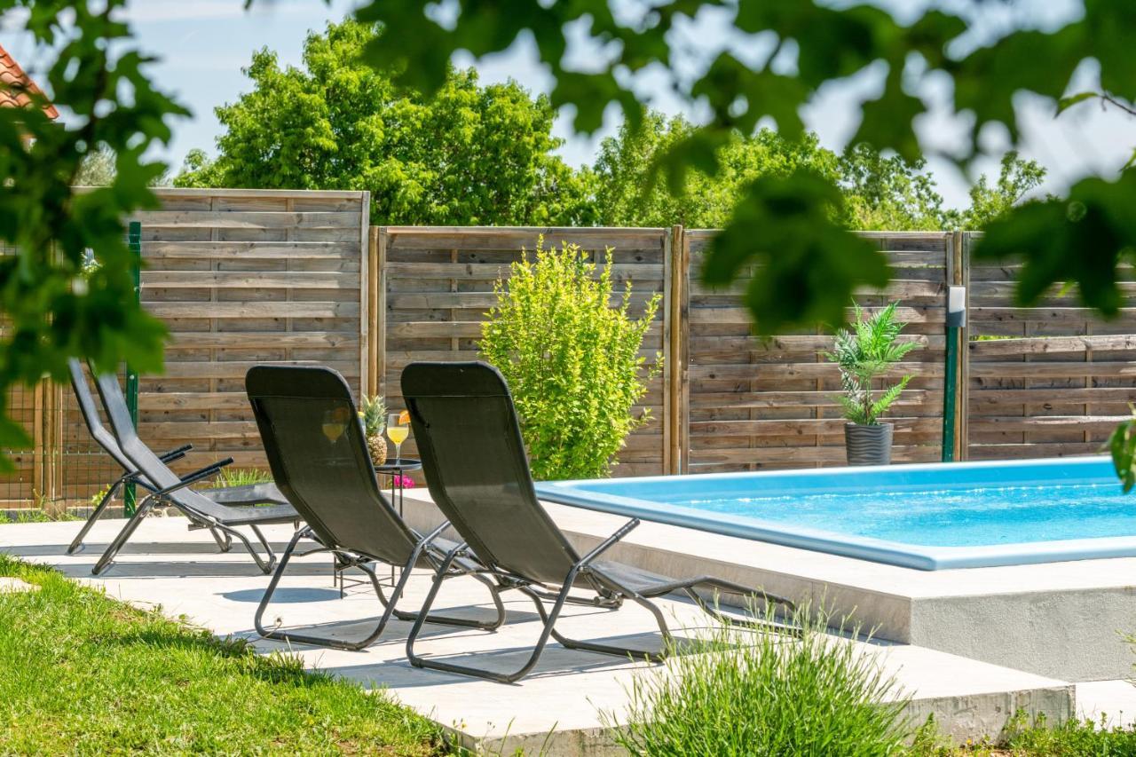 Holiday Home Dide Kanfanar Ngoại thất bức ảnh